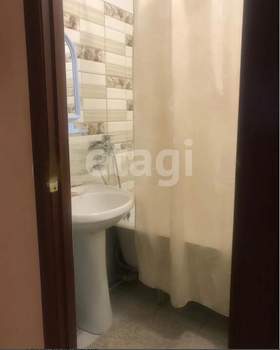 2-к квартира, вторичка, 64м2, 6/10 этаж