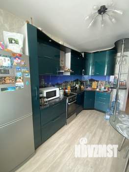 2-к квартира, вторичка, 59м2, 1/10 этаж