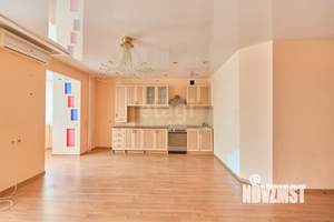 3-к квартира, вторичка, 74м2, 4/6 этаж