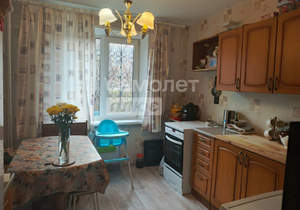 2-к квартира, вторичка, 54м2, 1/9 этаж