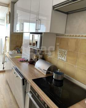 2-к квартира, вторичка, 72м2, 14/16 этаж