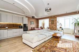 4-к квартира, вторичка, 119м2, 6/6 этаж