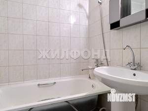 2-к квартира, вторичка, 49м2, 1/5 этаж