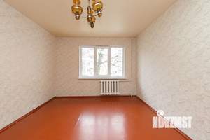 2-к квартира, вторичка, 37м2, 1/5 этаж