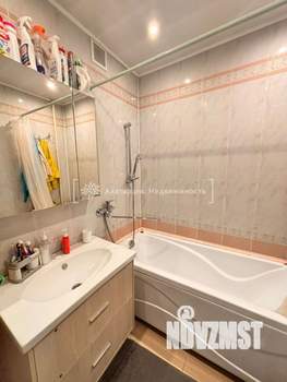 2-к квартира, вторичка, 63м2, 9/10 этаж
