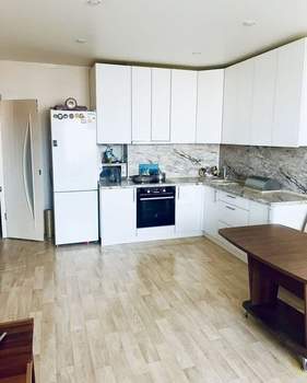 3-к квартира, вторичка, 63м2, 11/17 этаж