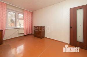 2-к квартира, вторичка, 53м2, 1/9 этаж