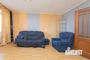 4-к квартира, вторичка, 74м2, 8/10 этаж