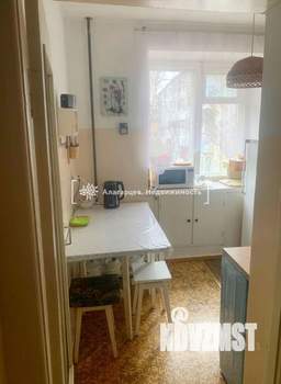 3-к квартира, вторичка, 58м2, 3/5 этаж
