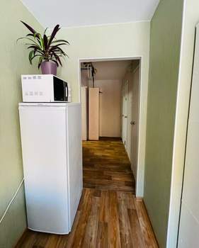 2-к квартира, вторичка, 54м2, 1/9 этаж