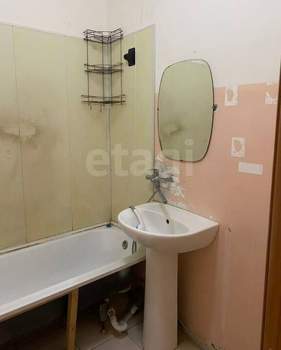 2-к квартира, вторичка, 63м2, 2/10 этаж