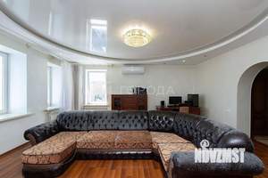 2-к квартира, вторичка, 107м2, 7/7 этаж