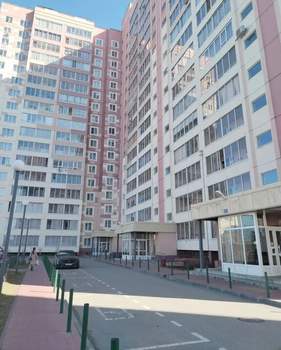 3-к квартира, вторичка, 64м2, 14/17 этаж