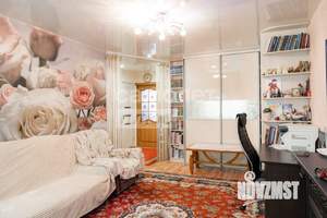 3-к квартира, вторичка, 65м2, 1/8 этаж