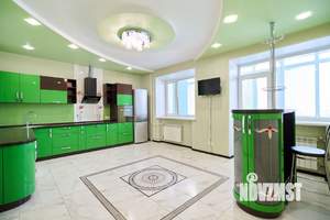 4-к квартира, вторичка, 177м2, 5/6 этаж