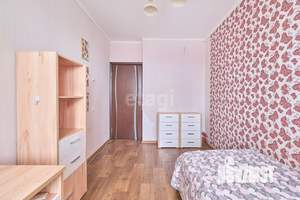 2-к квартира, вторичка, 52м2, 10/17 этаж