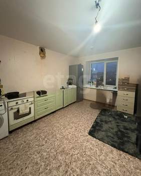 3-к квартира, вторичка, 74м2, 9/17 этаж