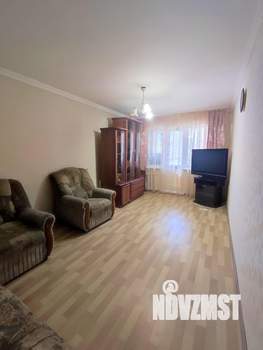 2-к квартира, вторичка, 42м2, 1/5 этаж
