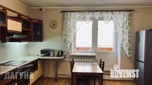 3-к квартира, вторичка, 98м2, 6/6 этаж