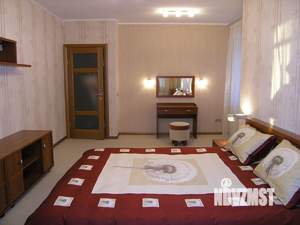 4-к квартира, вторичка, 115м2, 2/5 этаж