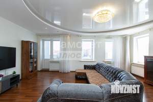 2-к квартира, вторичка, 107м2, 7/7 этаж