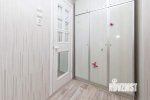 2-к квартира, вторичка, 54м2, 1/9 этаж
