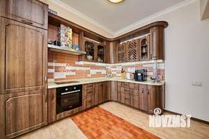 4-к квартира, вторичка, 168м2, 6/7 этаж