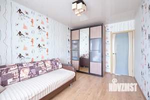 3-к квартира, вторичка, 68м2, 9/9 этаж