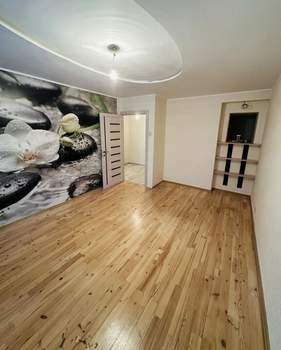 3-к квартира, вторичка, 71м2, 1/10 этаж