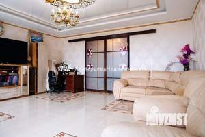 4-к квартира, вторичка, 142м2, 4/5 этаж