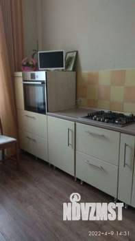 3-к квартира, вторичка, 80м2, 1/3 этаж