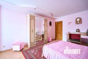 3-к квартира, вторичка, 110м2, 2/6 этаж