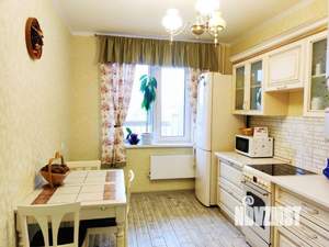 2-к квартира, вторичка, 63м2, 12/17 этаж