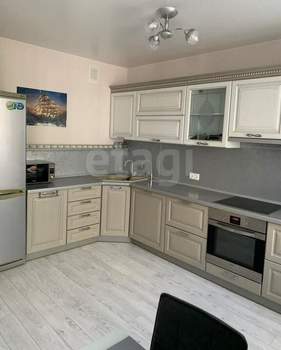 2-к квартира, вторичка, 60м2, 9/17 этаж
