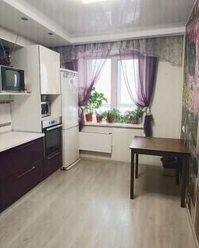 2-к квартира, вторичка, 60м2, 10/17 этаж