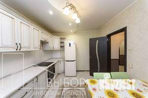 3-к квартира, вторичка, 82м2, 9/10 этаж