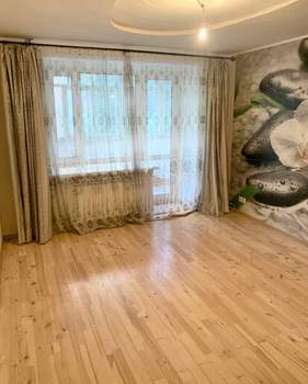 3-к квартира, вторичка, 71м2, 1/10 этаж