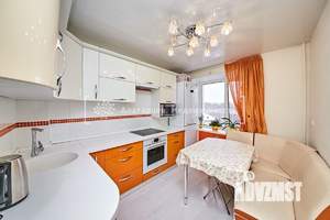 3-к квартира, вторичка, 59м2, 8/9 этаж