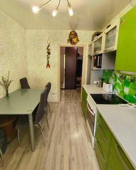4-к квартира, вторичка, 62м2, 5/5 этаж