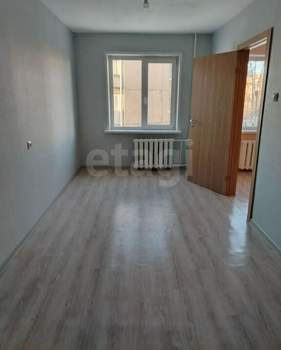 2-к квартира, вторичка, 44м2, 3/5 этаж