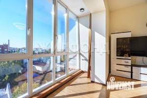 2-к квартира, вторичка, 68м2, 8/8 этаж