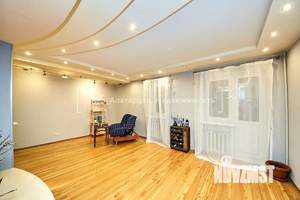 2-к квартира, вторичка, 80м2, 3/6 этаж