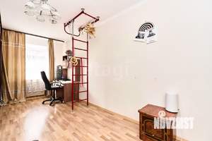 3-к квартира, вторичка, 104м2, 4/5 этаж