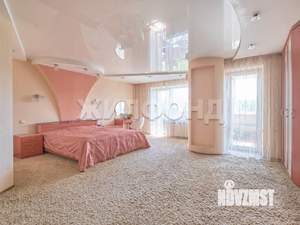 4-к квартира, вторичка, 125м2, 3/9 этаж