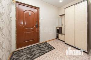 3-к квартира, вторичка, 77м2, 1/17 этаж