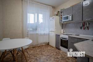 2-к квартира, вторичка, 53м2, 10/17 этаж