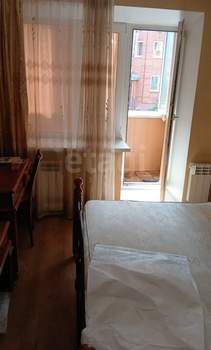 2-к квартира, вторичка, 59м2, 1/4 этаж