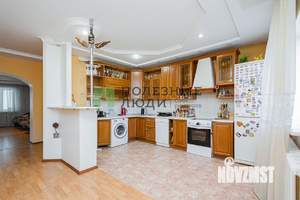 3-к квартира, вторичка, 106м2, 3/5 этаж