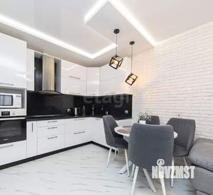 2-к квартира, вторичка, 60м2, 14/17 этаж