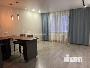 2-к квартира, вторичка, 56м2, 1/19 этаж